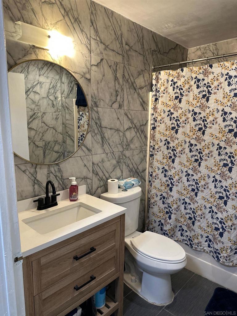 https://media.crmls.org/mediaz/d8078e08-f6fc-428e-a040-74dcb15222c5.jpg?preset=X-Large