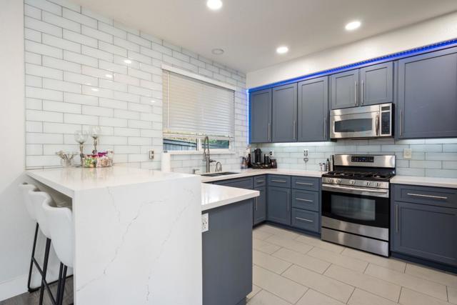 2372 Donner Pass Avenue, Sacramento CA: https://media.crmls.org/mediaz/d808c917-7824-403f-91fc-08daaa211f86.jpg