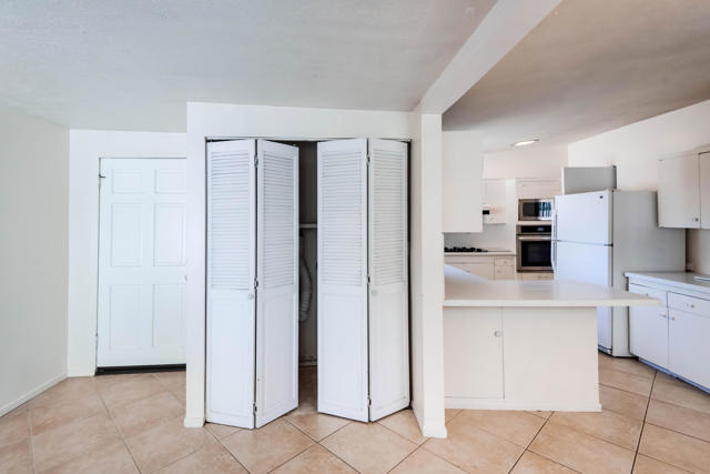 45901 Toro Peak Road, Palm Desert CA: https://media.crmls.org/mediaz/d8091796-fa81-46b8-a628-3b014dc0192b.jpg