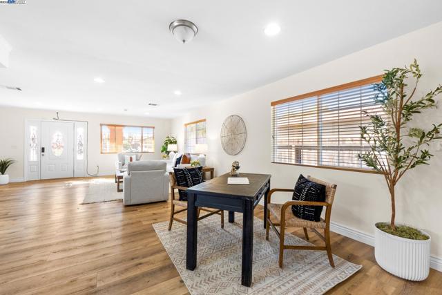6176 Thomas Ave, Newark CA: https://media.crmls.org/mediaz/d80a08fb-9c4c-46f3-a2e2-cd4553c2491c.jpg