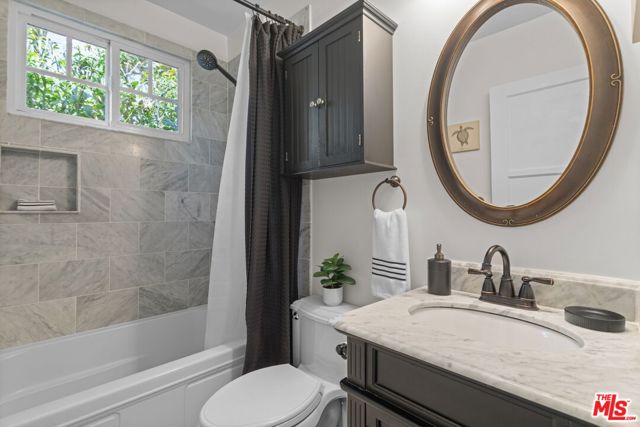 2500 Armour Lane, Redondo Beach, California 90278, 3 Bedrooms Bedrooms, 0 ,2 BathroomsBathrooms,Residential,For Sale,Armour,0,26853721