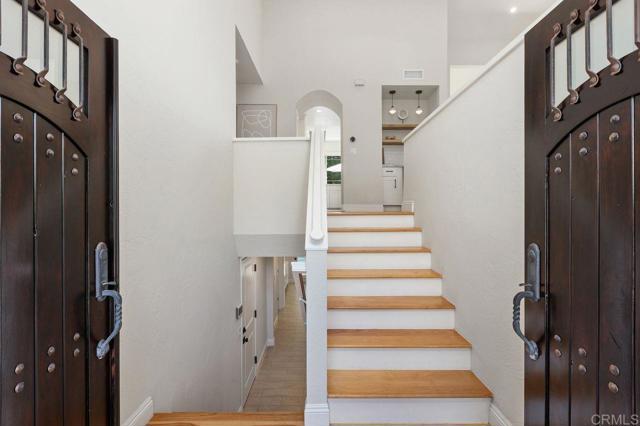 Detail Gallery Image 6 of 59 For 6829 Corintia St, Carlsbad,  CA 92009 - 4 Beds | 3/1 Baths