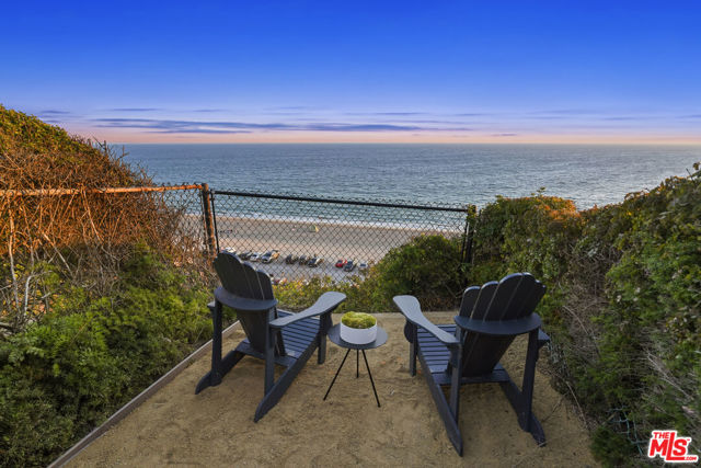 7335 Birdview Avenue, Malibu CA: https://media.crmls.org/mediaz/d80bc724-8a3c-446a-8516-8642d8529ba8.jpg