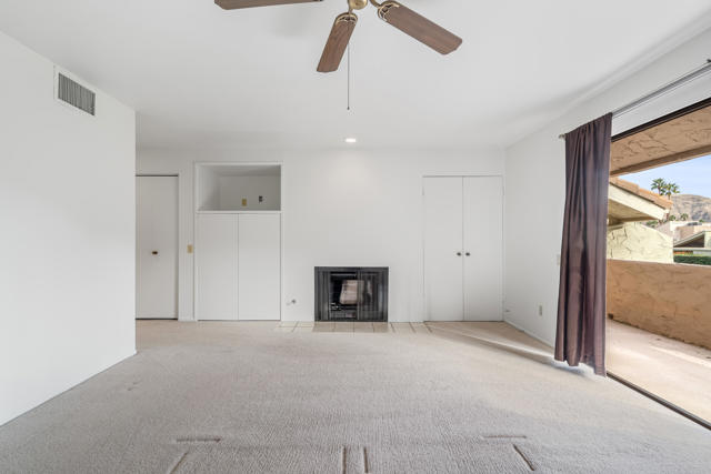 157 Calle Bravo, Palm Springs CA: https://media.crmls.org/mediaz/d80d0eed-c4e4-476e-88d9-295ddad413e9.jpg