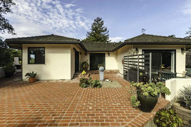 Detail Gallery Image 27 of 38 For 3540 Oak Pl, Carmel,  CA 93923 - 4 Beds | 3 Baths