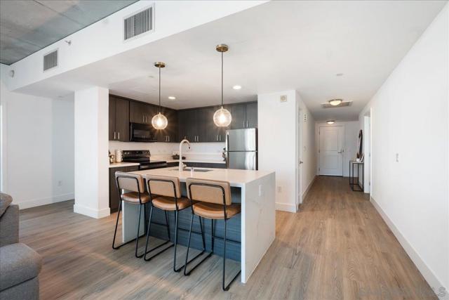 1080 Park Blvd, San Diego CA: https://media.crmls.org/mediaz/d80d7ad9-ed91-4b9e-980b-fb143f5d2f55.jpg