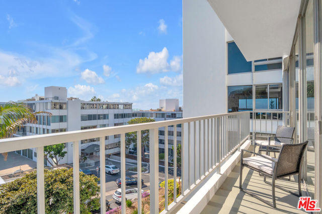 Drew Fenton | 17350 W Sunset Boulevard Pacific Palisades CA | MLS: 7491584