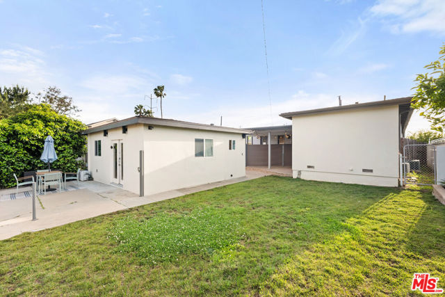 5918 S La Cienega Boulevard, Los Angeles CA: https://media.crmls.org/mediaz/d80f0fe8-0bfb-49a1-a5b1-df267e5b8d2d.jpg