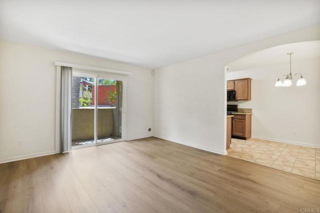 Detail Gallery Image 3 of 28 For 4465 Home Ave #5,  San Diego,  CA 92105 - 2 Beds | 1/1 Baths