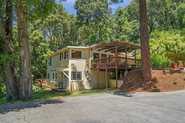 11949 Lakeshore Drive, Felton CA: https://media.crmls.org/mediaz/d8109b11-0611-4c53-a310-1b4c16759913.jpg