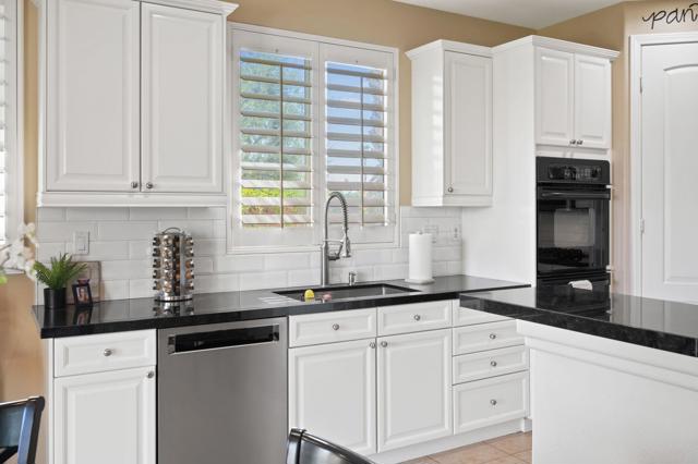 171 Via Martelli, Rancho Mirage CA: https://media.crmls.org/mediaz/d81299ac-9bde-4fad-8413-aaee534dd1e1.jpg