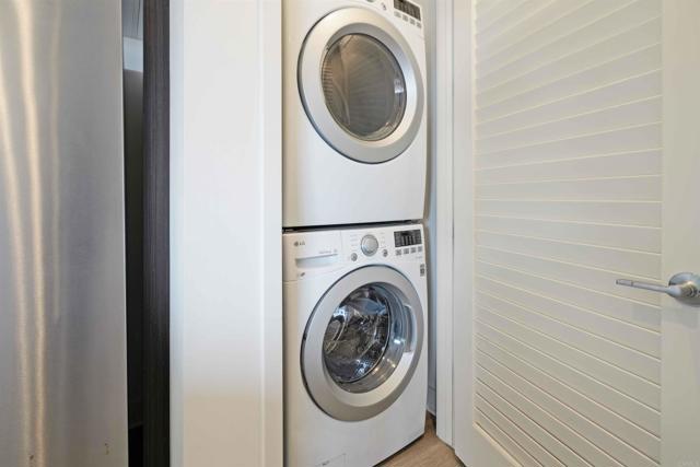 Detail Gallery Image 18 of 43 For 100 Evergreen Ave #3,  Imperial Beach,  CA 91932 - 2 Beds | 2/1 Baths