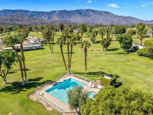 730 Inverness Drive, Rancho Mirage CA: https://media.crmls.org/mediaz/d812d553-2078-4c46-8e90-da6e8c8117ea.jpg