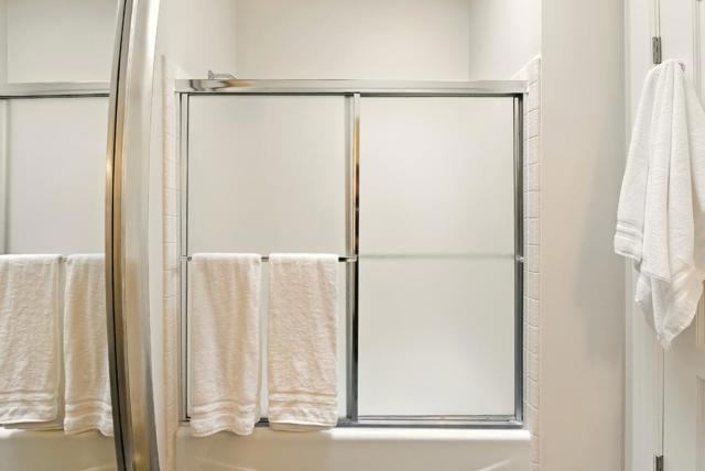 28 W Santa Inez Avenue, San Mateo CA: https://media.crmls.org/mediaz/d8137165-8f70-439c-bf03-4707443ea80a.jpg