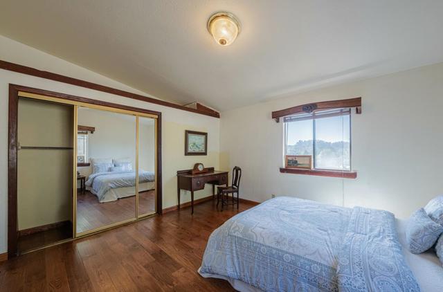 17945 Pesante Road, Salinas CA: https://media.crmls.org/mediaz/d813c0cf-2abc-4ff3-b30b-f4d7b2a4f828.jpg