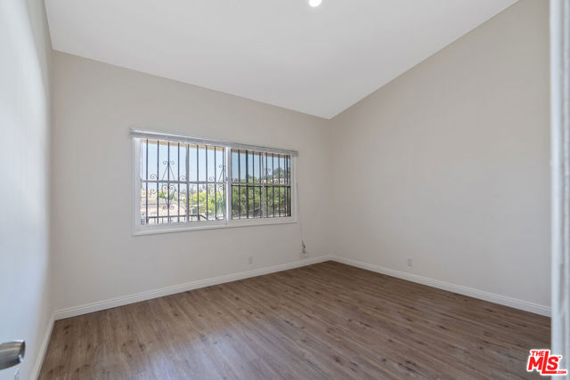 945 N Ditman Avenue, Los Angeles CA: https://media.crmls.org/mediaz/d813cd11-c484-4f91-99d8-d5320bf7c5ab.jpg