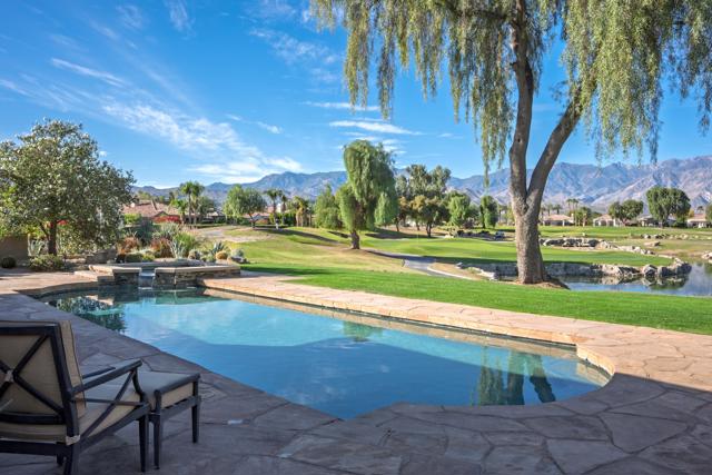 33 Via Las Flores, Rancho Mirage, CA 92270