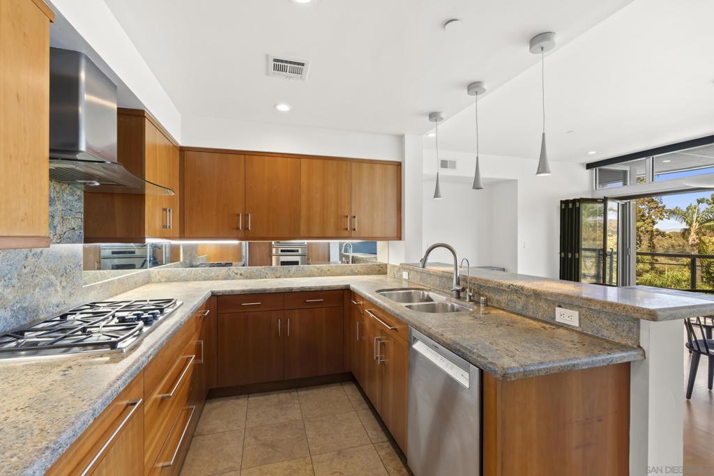 2626 6th Avenue - photo 15
