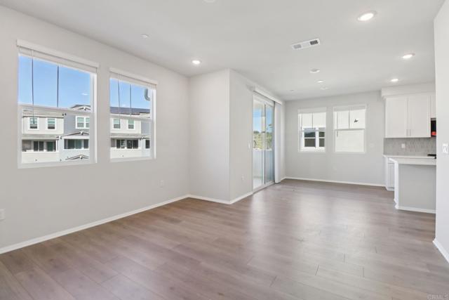 Detail Gallery Image 10 of 24 For 201 Palm Rd, San Marcos,  CA 92069 - 2 Beds | 2/1 Baths