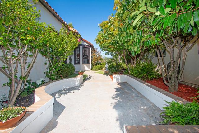 Image 6 of 65 For 17735 Devereux Rd