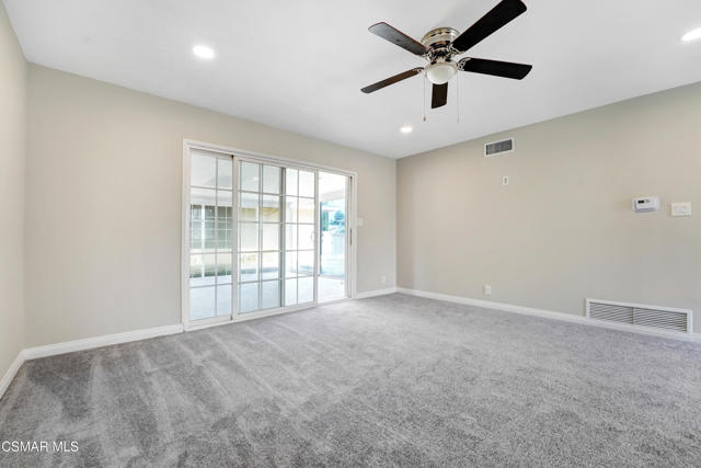 2391 Heather Street, Simi Valley CA: https://media.crmls.org/mediaz/d816543b-ecc8-476a-9fcd-19260ab8ae79.jpg
