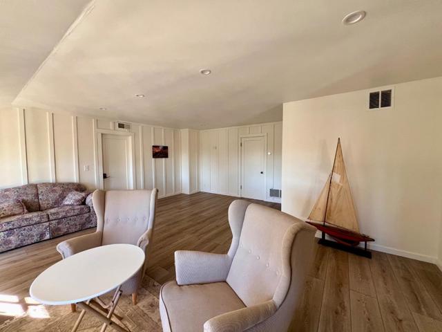 811 Alameda Avenue, Monterey CA: https://media.crmls.org/mediaz/d817db73-9111-42f4-b263-21892c584c8e.jpg