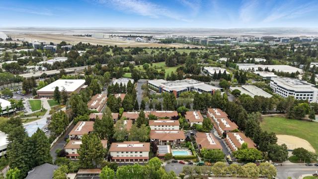 461 Costa Mesa Terrace, Sunnyvale CA: https://media.crmls.org/mediaz/d817e104-9822-4452-a324-d1ae59e2851a.jpg