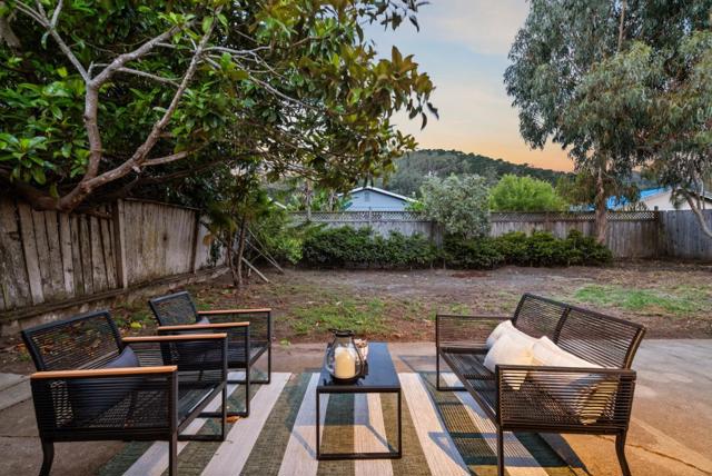 652 Montezuma Drive, Pacifica CA: https://media.crmls.org/mediaz/d8194148-1b7c-4d8b-a2ca-228e16c640b9.jpg