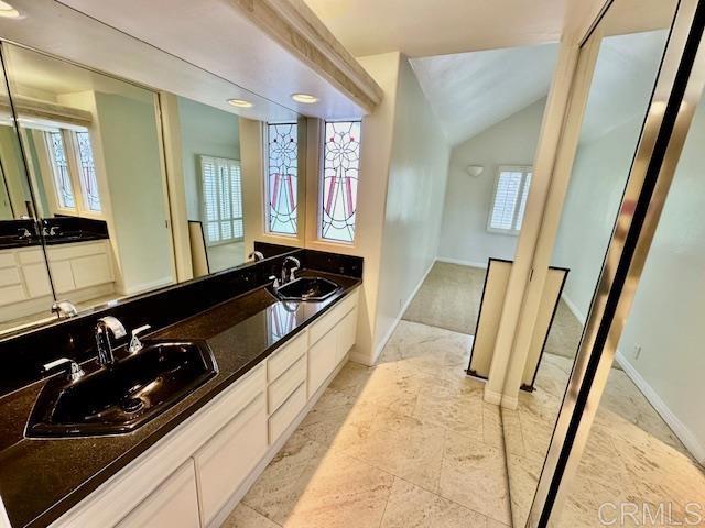 520 Via De La Valle, Solana Beach CA: https://media.crmls.org/mediaz/d819c74c-9f68-4cce-a853-8914e9689d4d.jpg