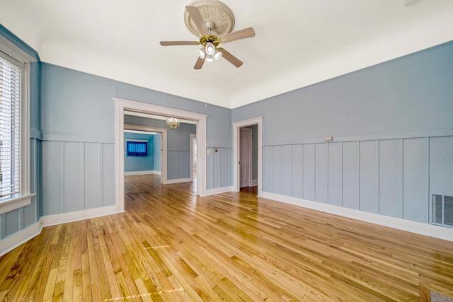 2520 E 24th Street, Oakland CA: https://media.crmls.org/mediaz/d81bdd1a-4dbe-477b-ac9f-b6408455b579.jpg