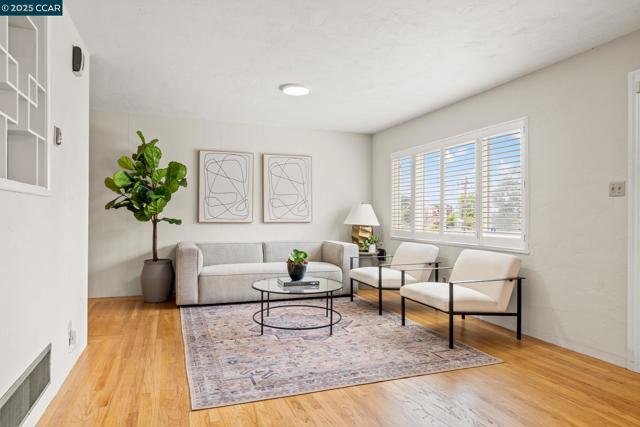 1232 E 20Th St, Oakland CA: https://media.crmls.org/mediaz/d81beef5-742a-4239-b3ff-da80ce7b1836.jpg