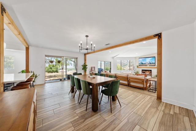 9231 Gawn Trl, Moreno Valley CA: https://media.crmls.org/mediaz/d81c69e2-13ed-4b70-b577-68135e727efb.jpg