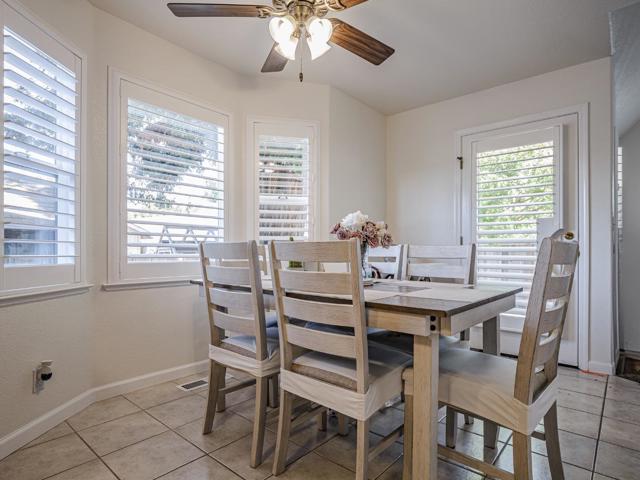 4 Holly Drive, Freedom CA: https://media.crmls.org/mediaz/d81c9097-f397-4ab4-a8fc-5b1436aa3798.jpg