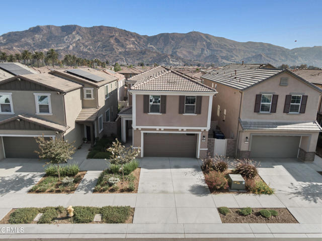 Detail Gallery Image 2 of 46 For 1966 Meyer Ct, Santa Paula,  CA 93060 - 4 Beds | 3/1 Baths