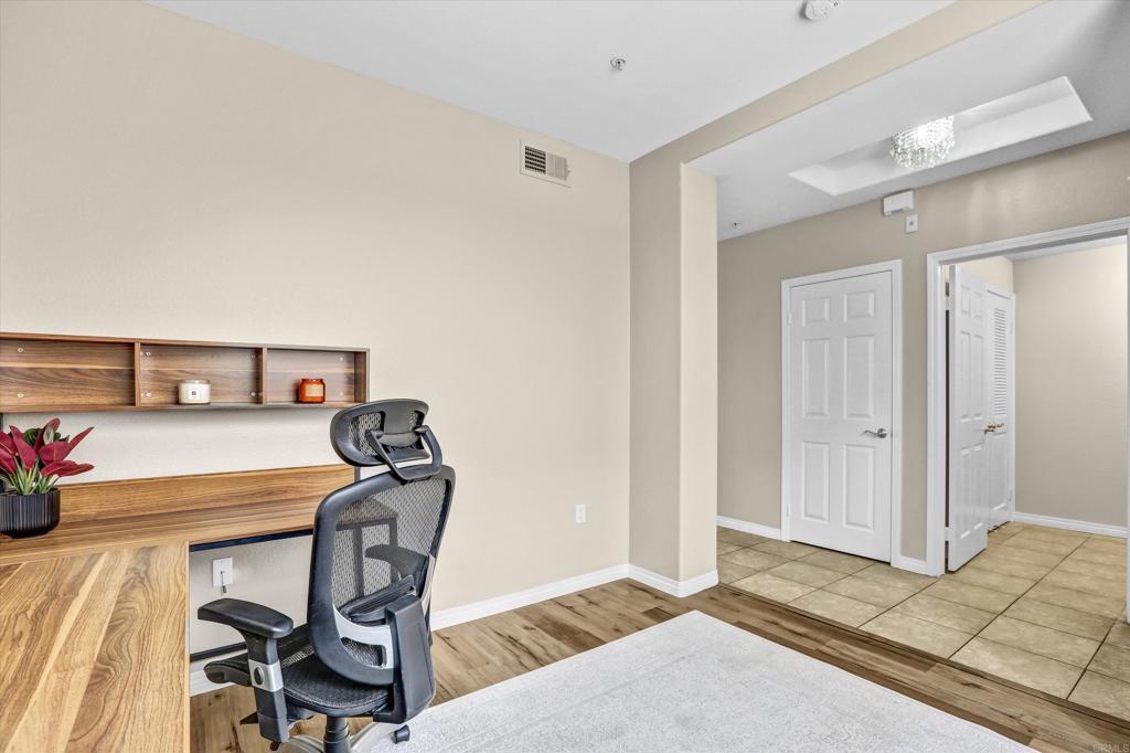 330 J Street - photo 12