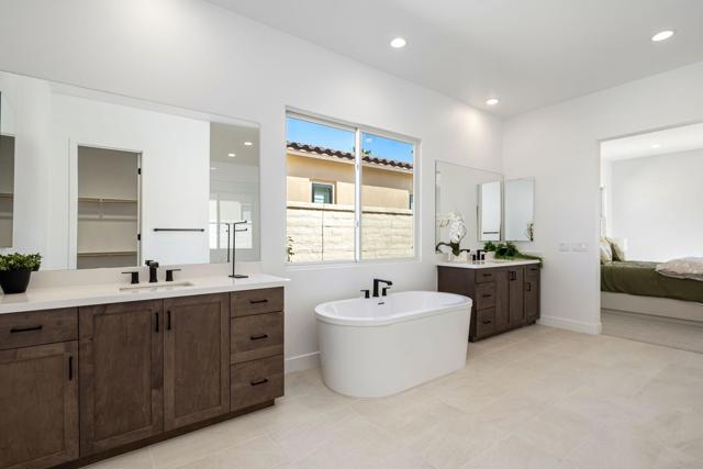 57540 Cherrywood Place, La Quinta CA: https://media.crmls.org/mediaz/d81debbb-ad5a-43fa-a1ff-d79ea4a2244a.jpg