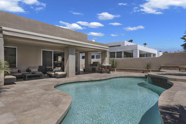 41800 Jones Drive, Palm Desert CA: https://media.crmls.org/mediaz/d81e4e8d-b28c-45b3-aa17-e628cdcfbb0f.jpg