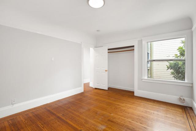 189 Lee Avenue, San Francisco CA: https://media.crmls.org/mediaz/d81ea965-4fe6-43cd-aef5-0344c0f1219f.jpg