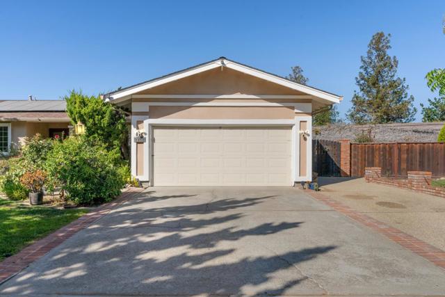 19731 Yuba Court, Saratoga CA: https://media.crmls.org/mediaz/d8205294-c897-4c23-8ffd-7ea4e3f29d80.jpg