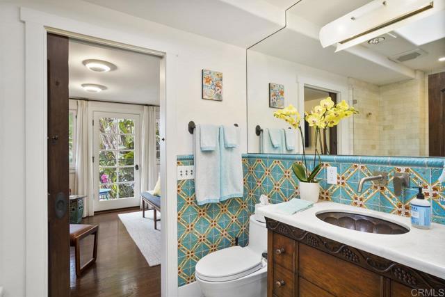 308 Sunset Drive, Encinitas CA: https://media.crmls.org/mediaz/d8222447-27e0-4552-9309-884fcb63bf69.jpg