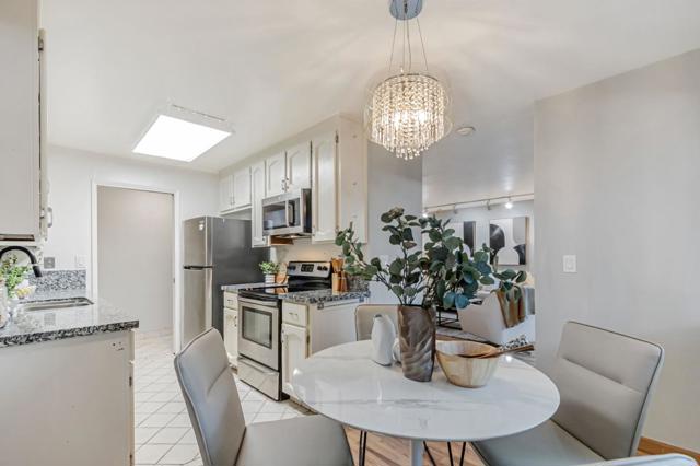 2625 Keystone Avenue, Santa Clara CA: https://media.crmls.org/mediaz/d822dcb5-87fd-4e40-8d5a-c355462aa0b3.jpg