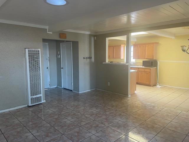 629 Chaparral Street, Salinas CA: https://media.crmls.org/mediaz/d82306ed-ead2-4f8f-922a-628ee3f0c159.jpg