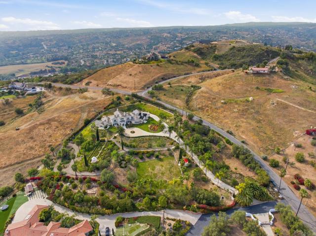 Detail Gallery Image 66 of 74 For 3611 Monserate Hill Ct, Fallbrook,  CA 92028 - 4 Beds | 4/1 Baths
