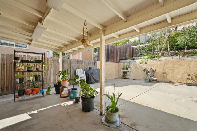 Detail Gallery Image 11 of 33 For 5088 Elkhart St, San Diego,  CA 92105 - 3 Beds | 2 Baths