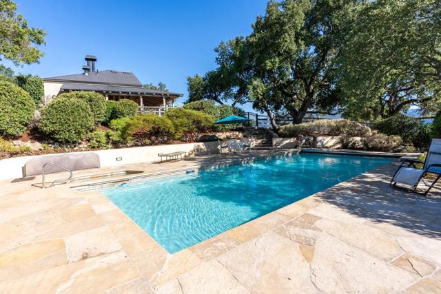 31 Asoleado Place, Carmel Valley CA: https://media.crmls.org/mediaz/d8245556-51d1-487e-9534-43f66901a6c0.jpg
