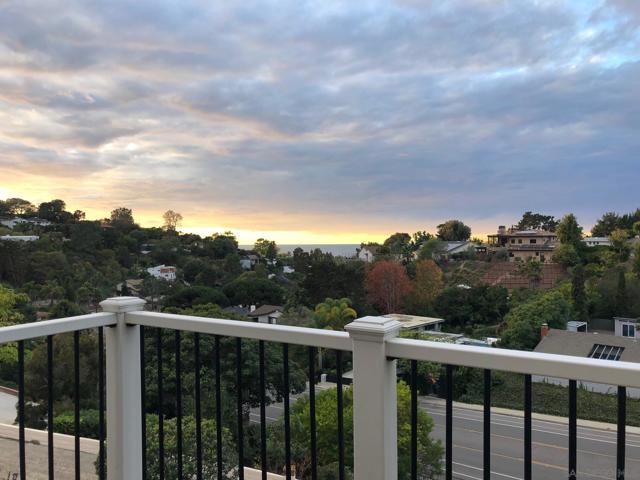 1935 Nautilus St, La Jolla CA: https://media.crmls.org/mediaz/d824b7e4-f1a6-4a5b-b141-123cd66f6b67.jpg