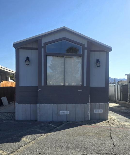 64625 Pierson Boulevard, Desert Hot Springs CA: https://media.crmls.org/mediaz/d8250ab8-0cd1-4edd-beec-c736cab51fd5.jpg
