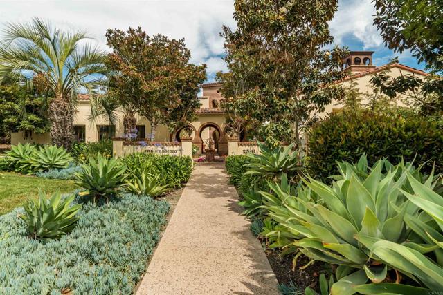 6851 Helenite Place, Carlsbad CA: https://media.crmls.org/mediaz/d825273f-6344-4f63-9842-7193fa879e55.jpg