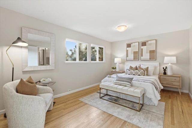 1542 Canna Court, Mountain View CA: https://media.crmls.org/mediaz/d825a7dc-209e-4b83-9b13-b5a2cb3cc4a7.jpg