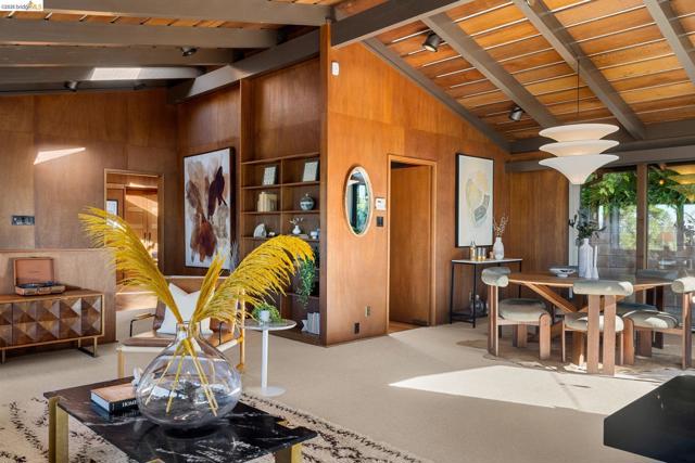 Image 11 of 52 For 85 El Camino Real